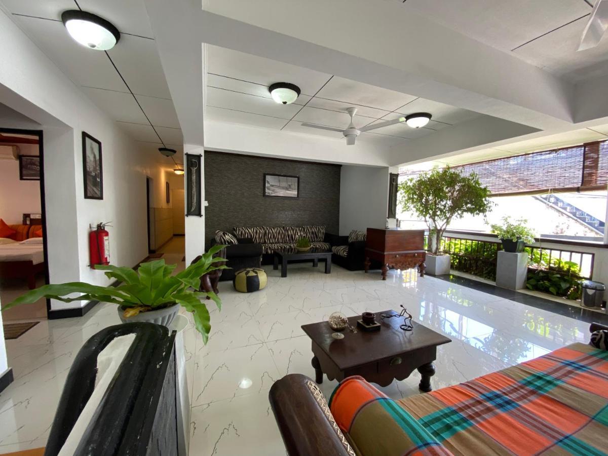Beach Walk Hotel Unawatuna Buitenkant foto